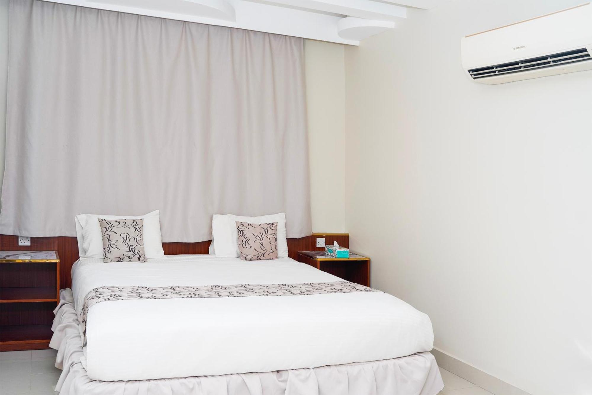Al Bayrahaa Hotel Apartments سيب المظهر الخارجي الصورة